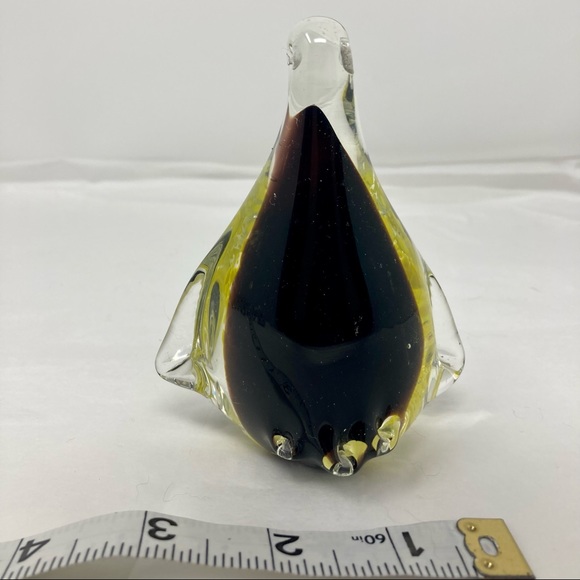 Vintage art glass penguin paperweight - Picture 6 of 6